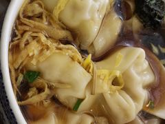 -笑来喜馄饨小笼工坊店(湖滨街店)