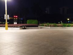 -人民广场