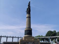 -人民防洪胜利纪念塔