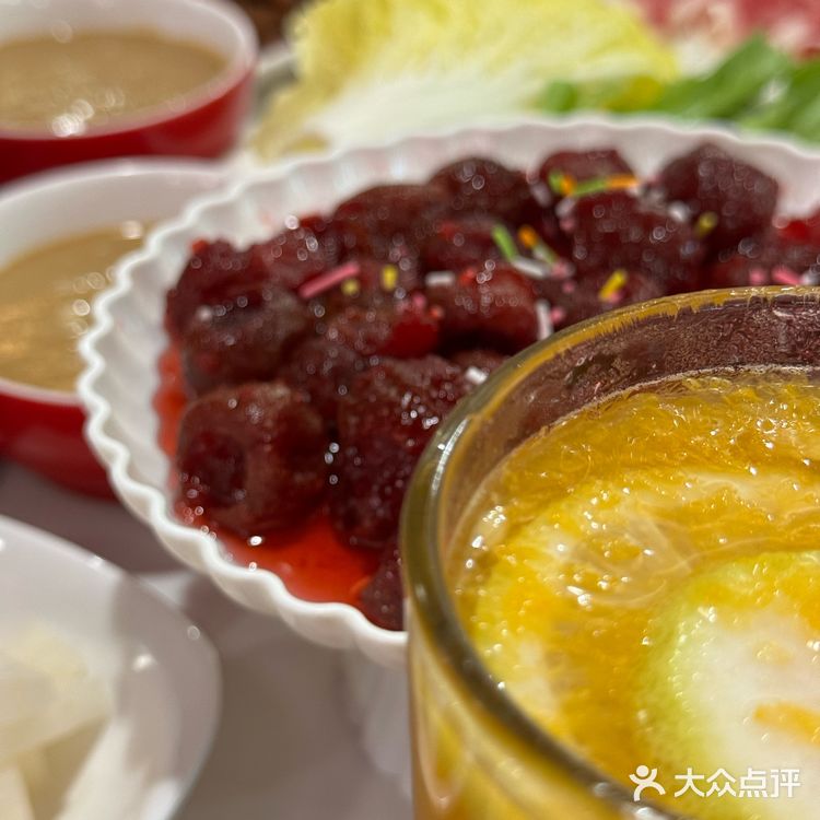 成年人不做选择！铜锅涮肉➕北京烤鸭一桌儿端！