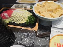 -华晟山城火锅(开发区港西东阁里店)