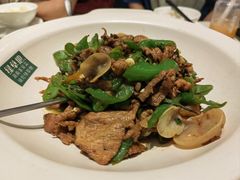 绿草地辣椒炒肉-绿草地·湘菜(7mall店)