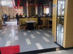 -李二鲜鱼火锅(保康店)