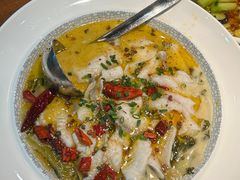 -鱼亨小鲜酸菜鱼(大信店)