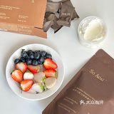 Share Brunch|granola希腊酸奶碗🍓🫐