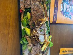 -隔壁老王·家常云南菜(花巷店)