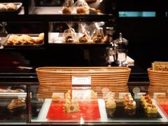 -L'ATELIER de Joel Robuchon(外滩18号店)