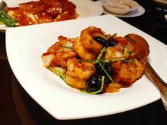 黑蒜大千虾球-北京四季酒店·采逸轩