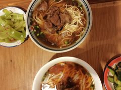 -矮子粉店1985·长沙米粉(湘春路店)