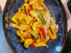 -半山腰·云南菜(侨福芳草地店)