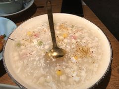 -蜜桃餐厅·伴山(湖滨商业街店)