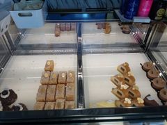 -诺嘉甜品(世贸店)