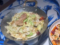 -川流不息·地道川菜·小龙虾(新松江路店)