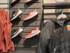 -NIKE上海青浦优选体验店