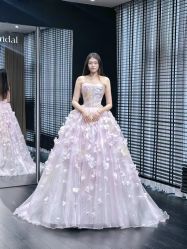 点击看大图 -Renee芮亦婚纱