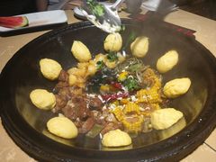 -万里闯关东铁锅炖菜馆(高新旗舰店)