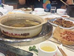 -土连锅·现熬养生汤锅(梁家巷店)