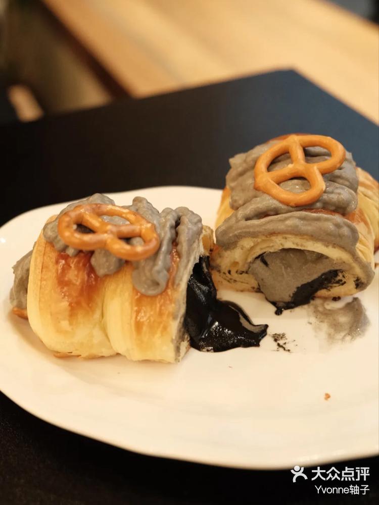 新年第一天吹响黑芝麻奶油号角