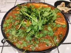 古法炸酱干炒米线-肥汁米蘭香港米线(长宁来福士店)