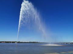 -人民防洪胜利纪念塔