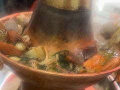 -一口猪海鲜浑锅·东北家常菜