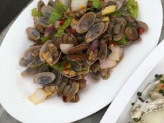 -四川小胡子海鲜(丁村万人海鲜广场店)