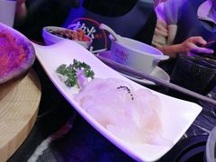 无骨雪花鱼-热火朝天鲜切牛肉火锅(南强街巷店)