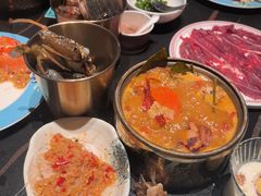 -雍容荟帝王蟹活龙虾展台自助(IFS黑金店)