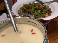 -爱碗亭·鲜炒湖南菜(壹城中心店)