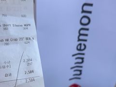 -lululemon(比斯特购物村店)