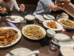 -泉畔人家·老济南经典鲁菜(大明湖店)