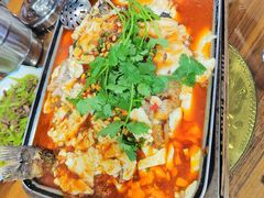 -邹胖哥好好吃餐馆(荔波美食街店)