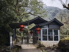 -西岭雪山大飞水景区