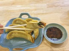 -老新隆牛肉锅贴(新街口店)