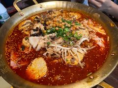 -张翻越·川渝冒菜·武汉黑鸭煲(城北万象城店)