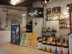 -84那年咖啡馆(李沧万达店)