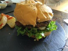 -HIGH FIVE哈福手工汉堡(桂林路店)