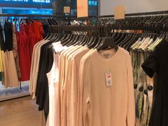 -COS(月星环球港店)