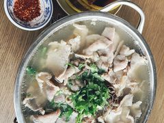 -肖四女乐山跷脚牛肉(世博源店)