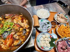 -刘姐啤酒鱼民族演艺餐厅(西街总店)