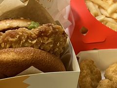 -麦当劳(得来速车道点餐 五里墩店)