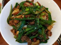 小吵香干-美味故事特色餐厅(汉阳郭茨口店)