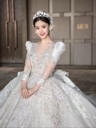 -艾米丽婚纱礼服