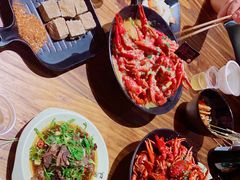 -巴厘龙虾·榜首油焖大虾(音乐学院·沿江酒馆店)