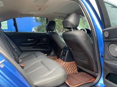 -百威年二手车市场(龙井路店)