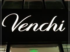 门面-VENCHI 闻绮(北京国贸商城店)