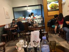 大堂-佳面馆·竹升云吞面·爽鱼皮·牛腩面(易发店)