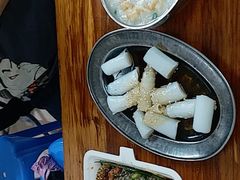 -陈老添美食店(宝华路店)