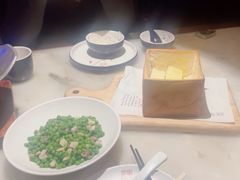 -绿茶餐厅(松江万达店)
