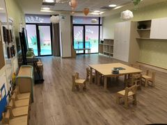 -黄浦乐烁龙鱼宝贝托育园(海潮路校区)